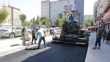 Alsancak sokakları yenilenmeye devam ediyor