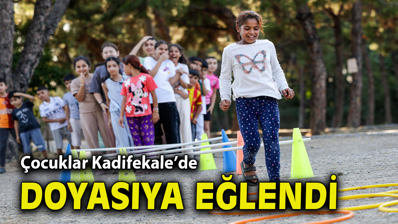 Çocuklar Kadifekale’de doyasıya eğlendi