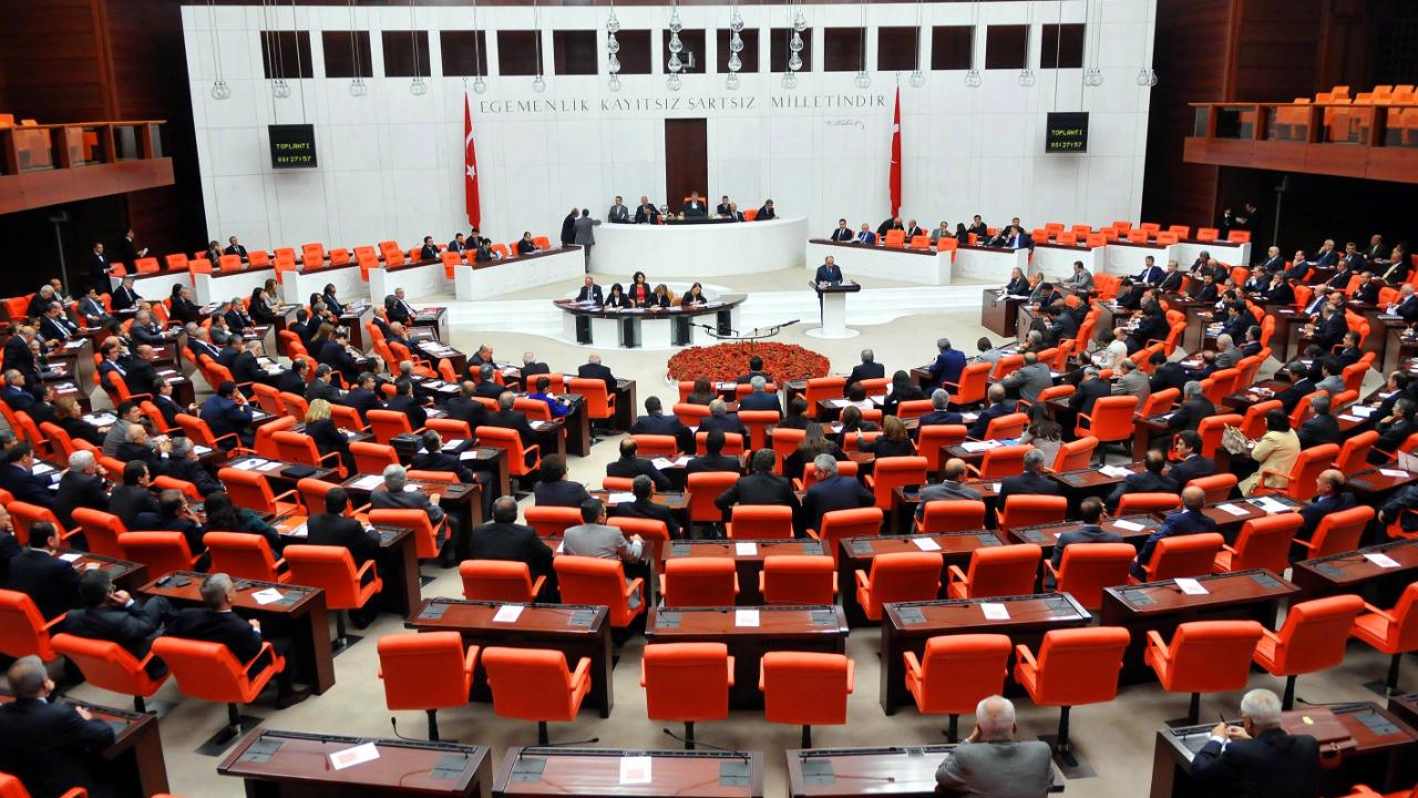 Emekli maaşı düzenlenmesini de içeren kanun teklifi Plan ve Bütçe Komisyonu’nda
